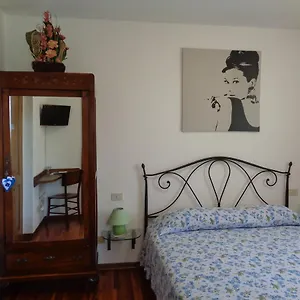 https://bb-casa-perini.hotelslidodijesolo.com
